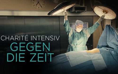 Filmplakat mit einer Szene aus einem Operationssaal.